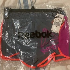 NWT Reebok Girls Sport Shorts M Medium grey pink